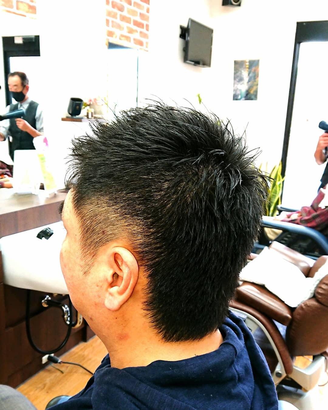 メンズスタイル ソフトモヒカン ウルフ Hair Salon Sevilla セビリア 大阪府光風台の理容室